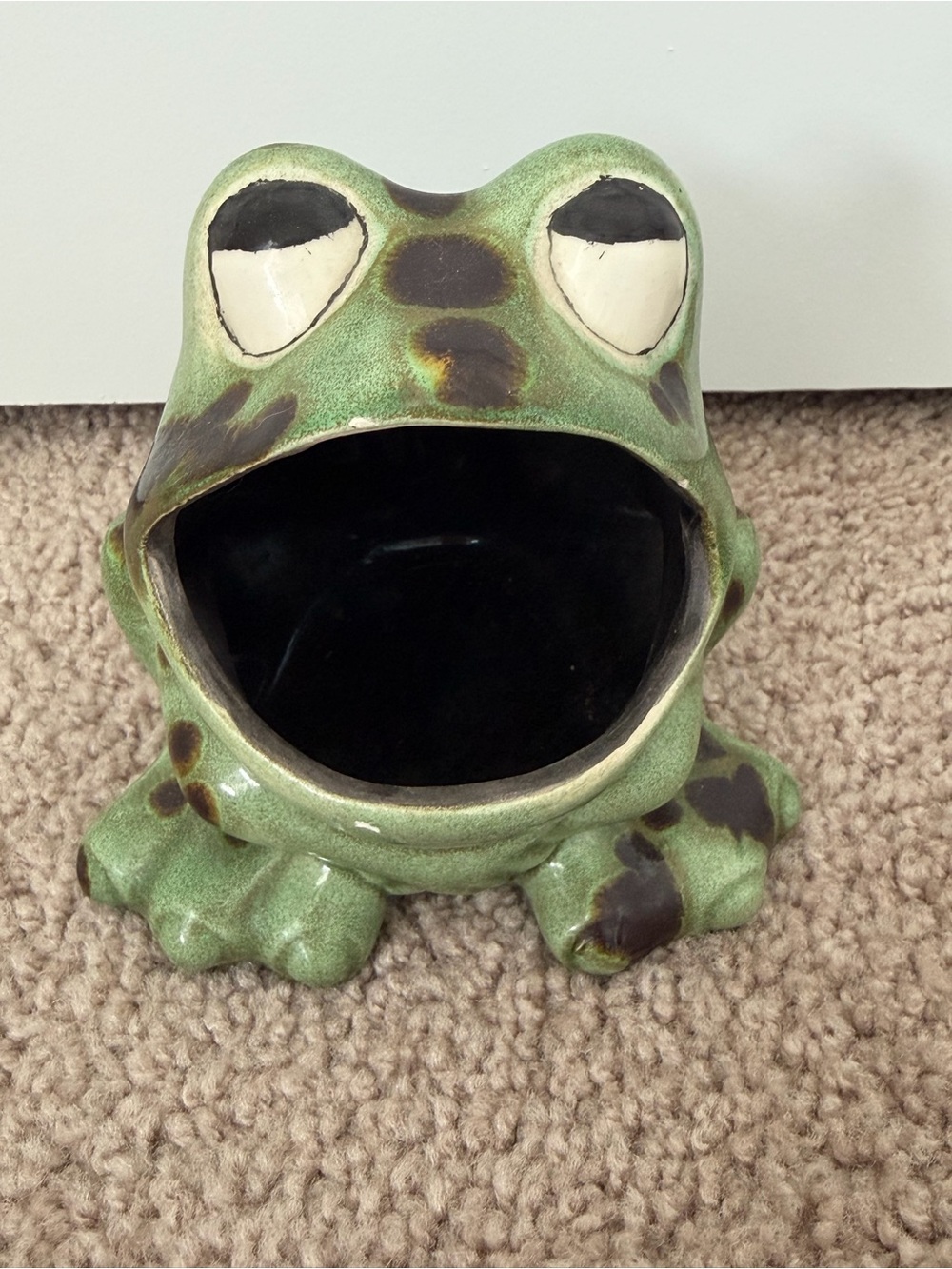 Vtg Hand-Painted Ceramic Frog Sponge/airplantHolder Green Wide Mouth